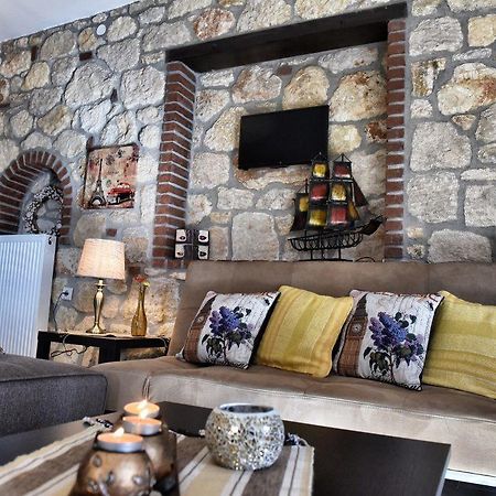 Sunstone Villas Psakoudia Bagian luar foto