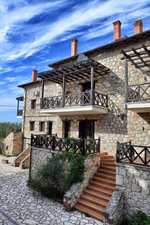 Sunstone Villas Psakoudia Bagian luar foto