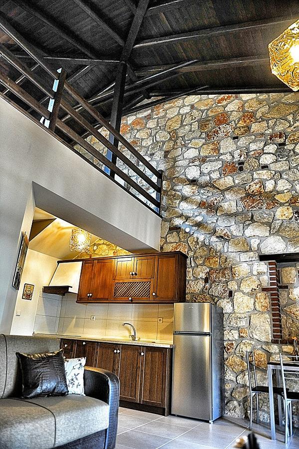 Sunstone Villas Psakoudia Bagian luar foto